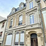 Le Boulard : En Plein Coeur Du Centre De *